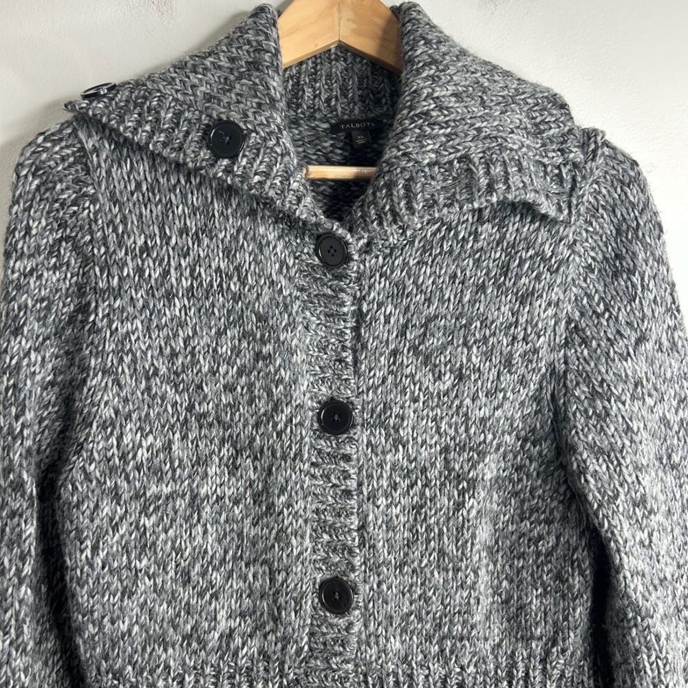 Talbots‎ Chunky Knit Cardigan Sweater Womens XL Gray Wool Blend Fisherman Winter - Picture 2 of 8